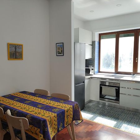 New Panoramic Apartment - Half Way Center-Vomero District Napoli Bagian luar foto