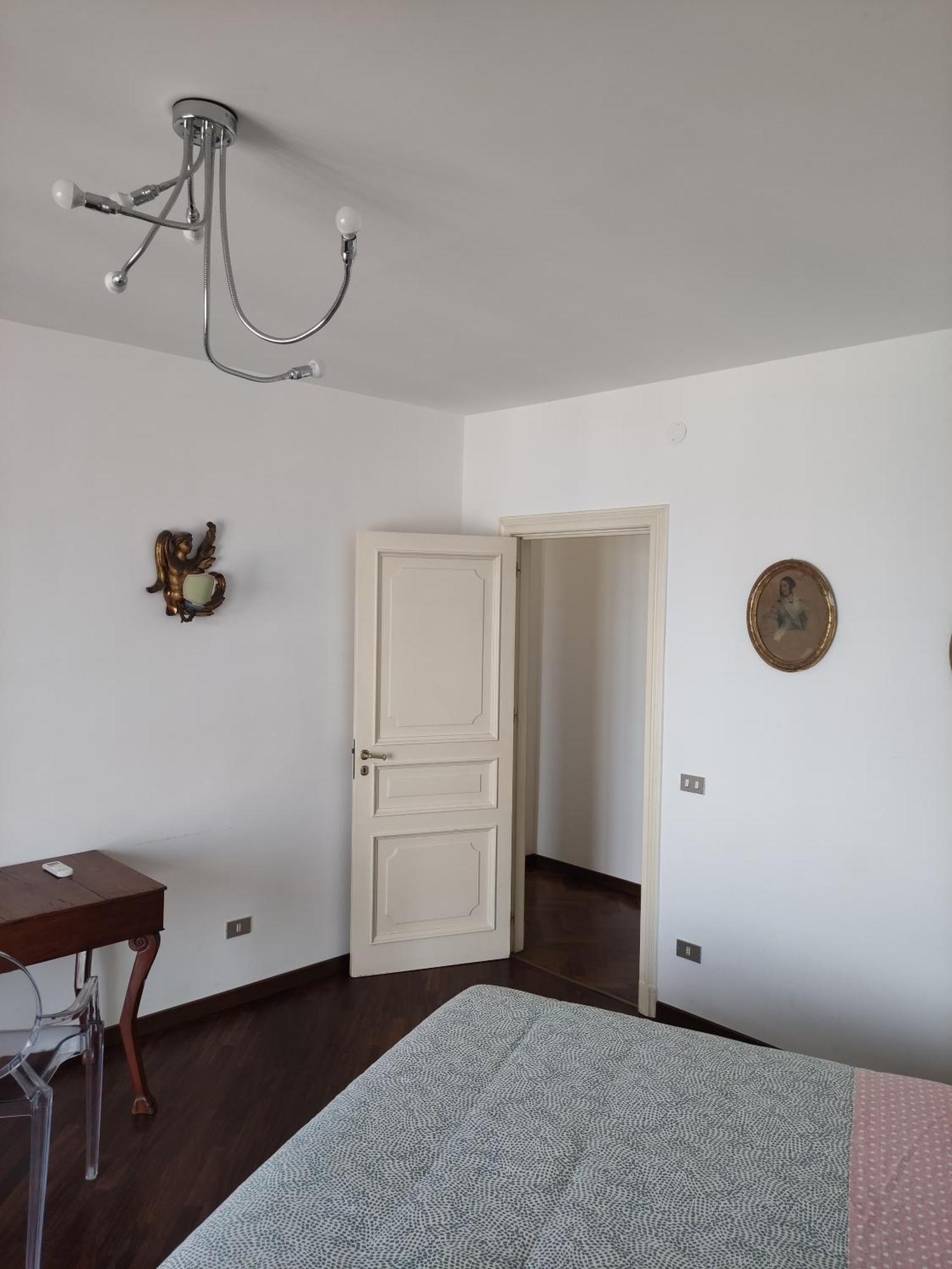 New Panoramic Apartment - Half Way Center-Vomero District Napoli Bagian luar foto
